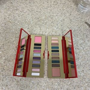 - new Estée Lauder eye shade